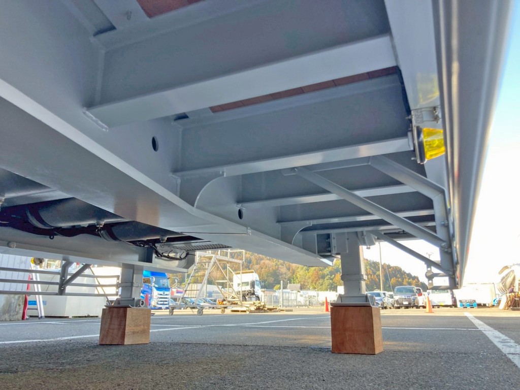 シャーシとネタの状態です。(横ネタは鉄製です)|トレクス  PLR430の写真7