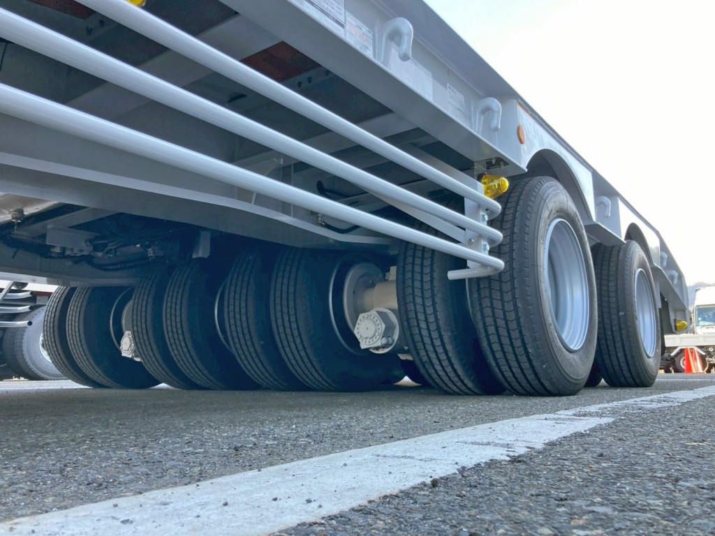 16輪です。|トレクス  PLR430の写真14