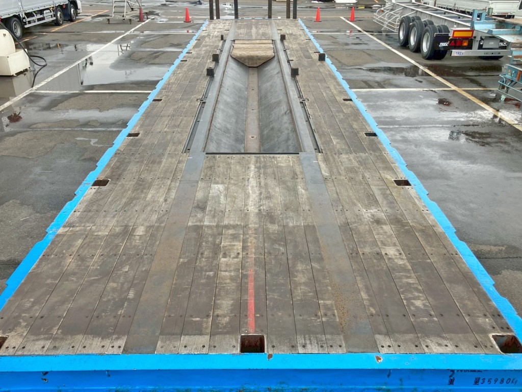 床板中央はVカット加工されています。|日通  NT27R001の写真18