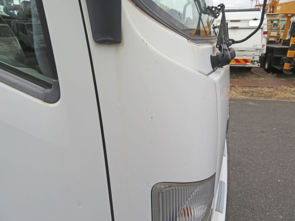 いすゞ フォワード PKG-FRR90S2(2WD)の写真54