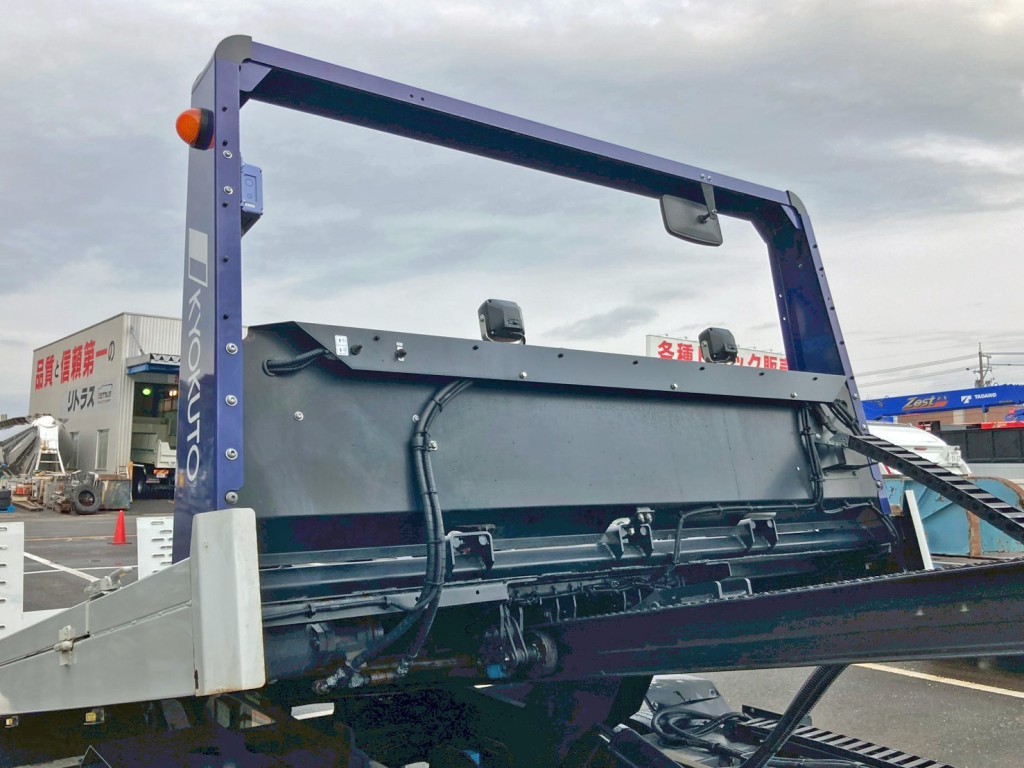 三菱 キャンター 2PG-FEB80(2WD)の写真11