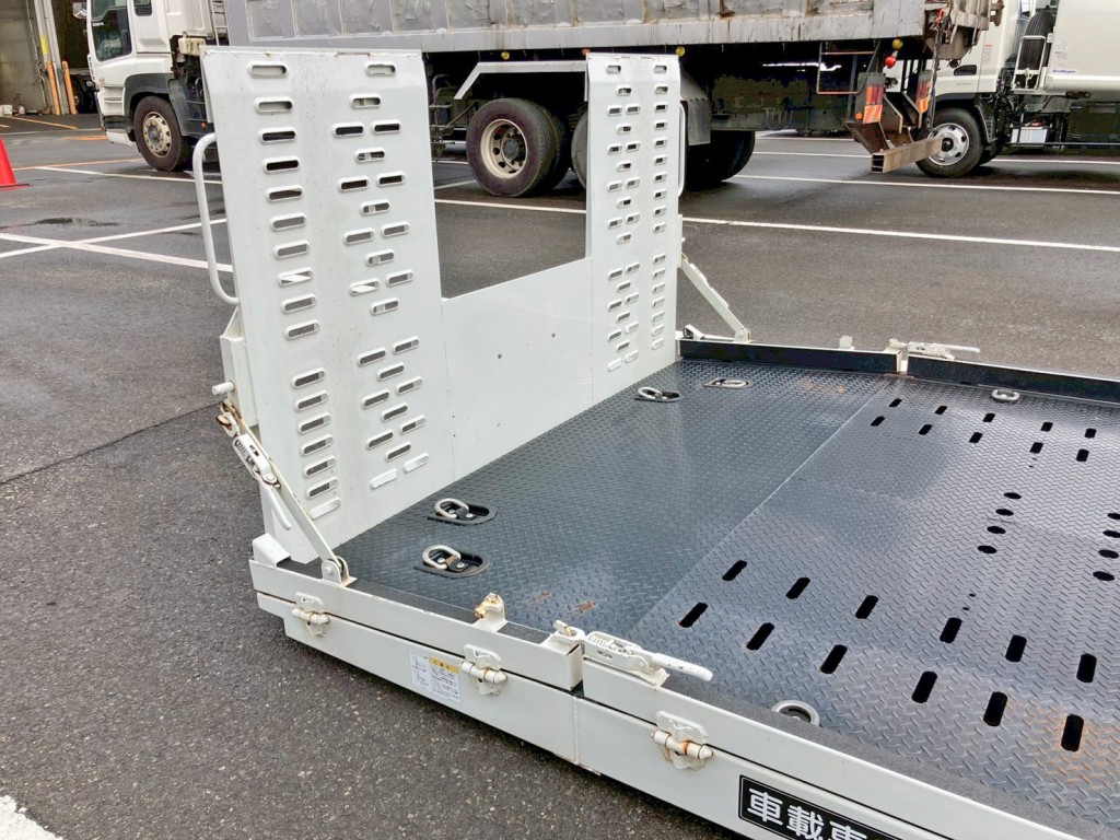 歩みロックの状態です。|三菱 キャンター 2PG-FEB80(2WD)の写真17