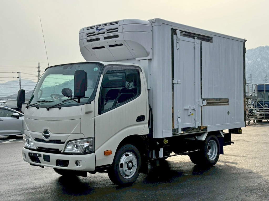日野 デュトロ 2KG-XZC605M(2WD)の写真1