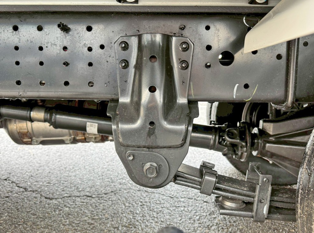 リーフサスです。|日野 デュトロ 2KG-XZC605M(2WD)の写真5