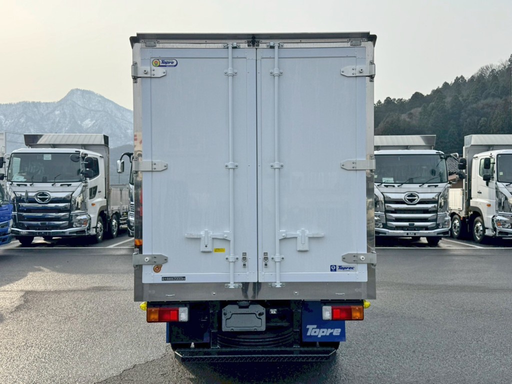 リヤ周りの状態です。|日野 デュトロ 2KG-XZC605M(2WD)の写真8