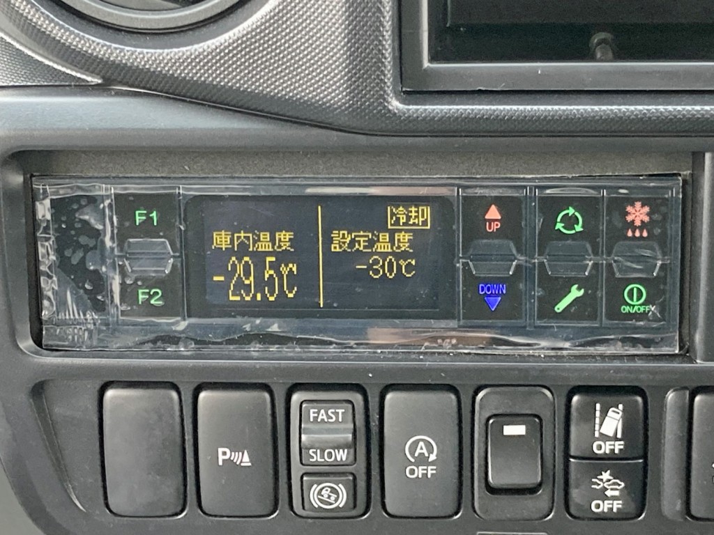 冷凍機は、-30℃設定(低温仕様) 1.5℃スタート 2Hで-29.5℃確認済みです。|日野 デュトロ 2KG-XZC605M(2WD)の写真23