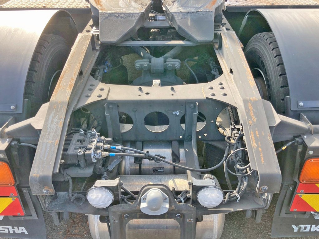 左右カプラガイドにキズ・サビがあります。|三菱 スーパーグレート 2RG-FP74HERの写真7