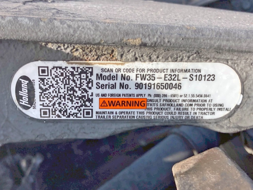 カプラのプレートです。|三菱 スーパーグレート 2RG-FP74HERの写真19