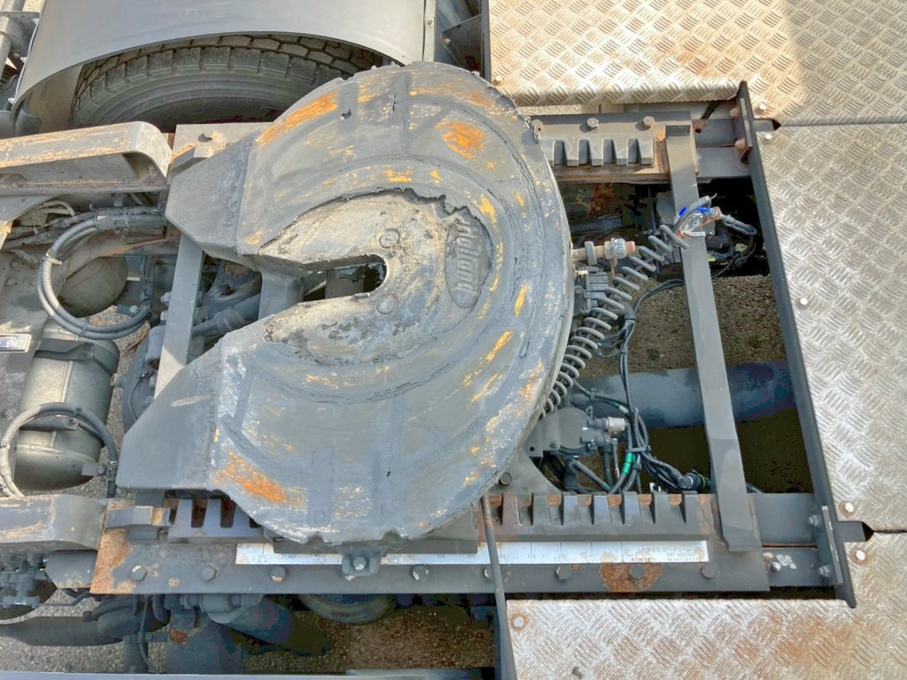 カプラはスライドします。|三菱 スーパーグレート 2RG-FP74HERの写真20