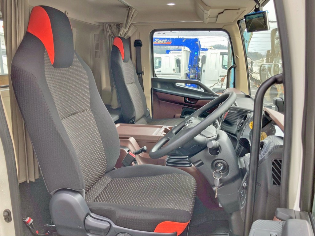 日野 レンジャー 2KG-FE2ACAの写真7