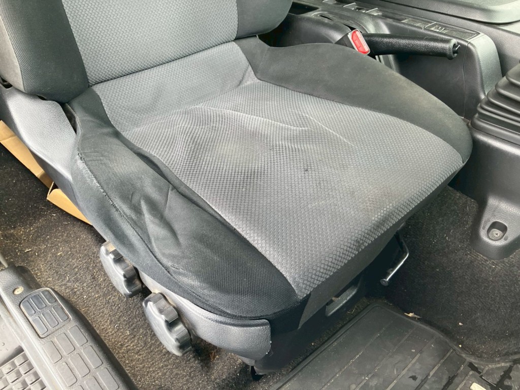 日野 レンジャー TPG-FD7JGAA(2WD)の写真8