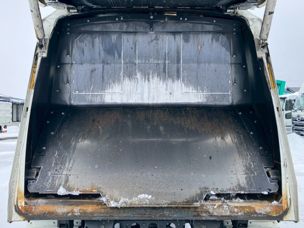 日野 レンジャー TPG-FD7JGAA(2WD)の写真15