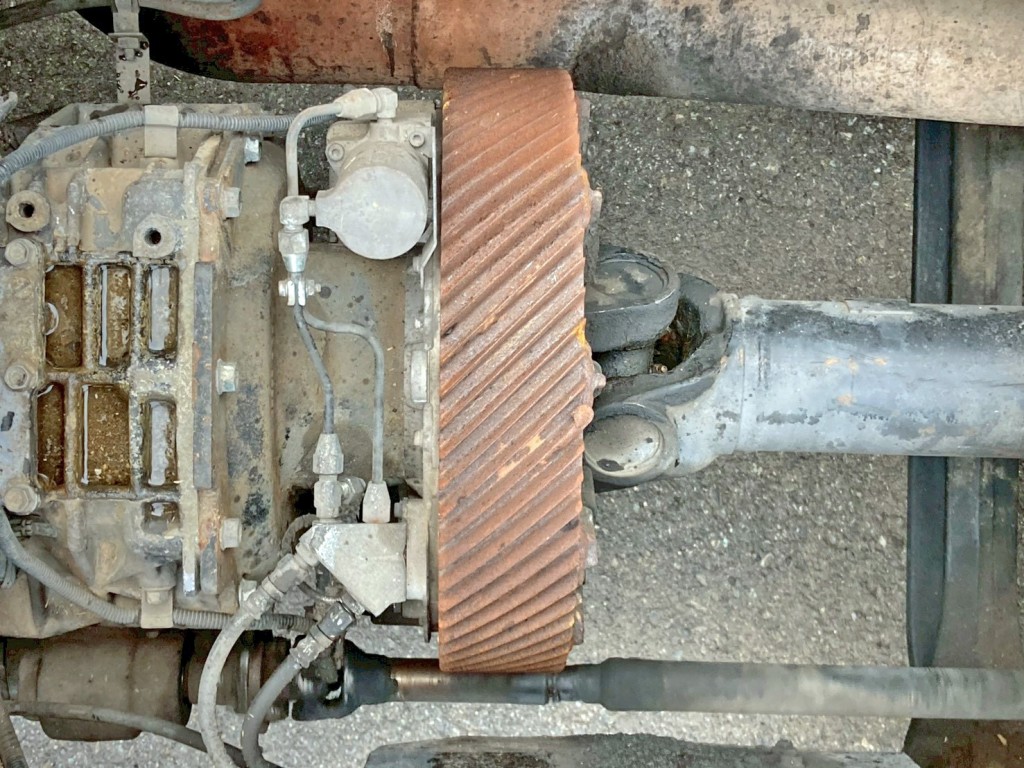 リターダ付きです。|いすゞ ギガ QKG-CYH77Aの写真32