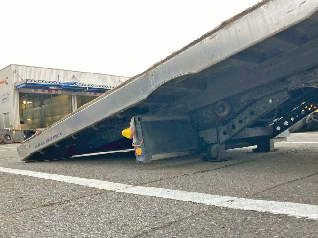 いすゞ ギガ QKG-CYH77Aの写真35