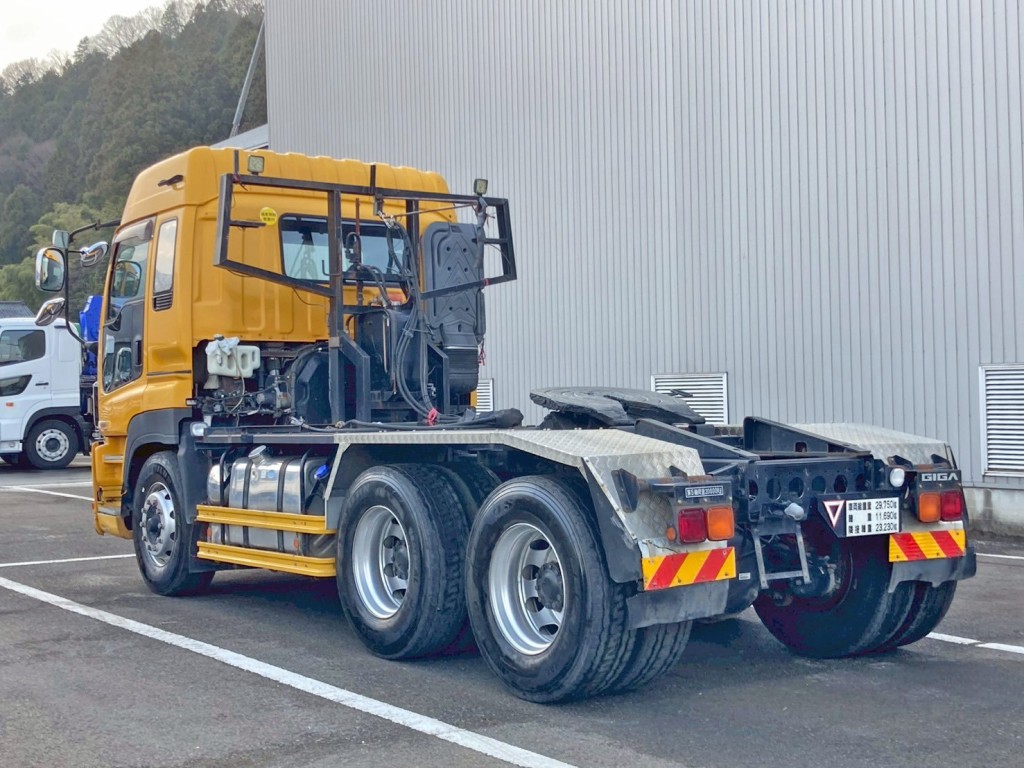 いすゞ ギガ QDG-EXZ52AJの写真3