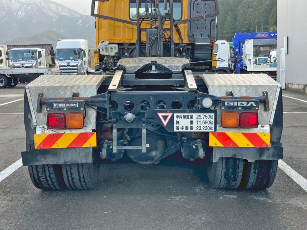 リヤ周りの状態です。|いすゞ ギガ QDG-EXZ52AJの写真19