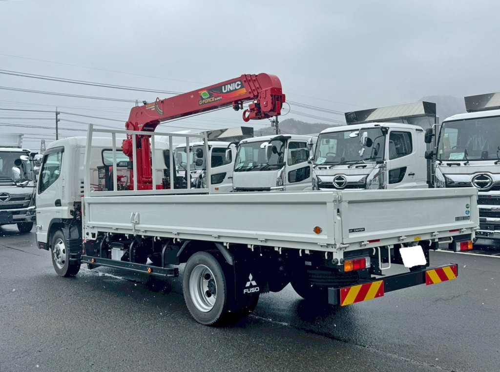 三菱 キャンター 2RG-FEB80(2WD)の写真3