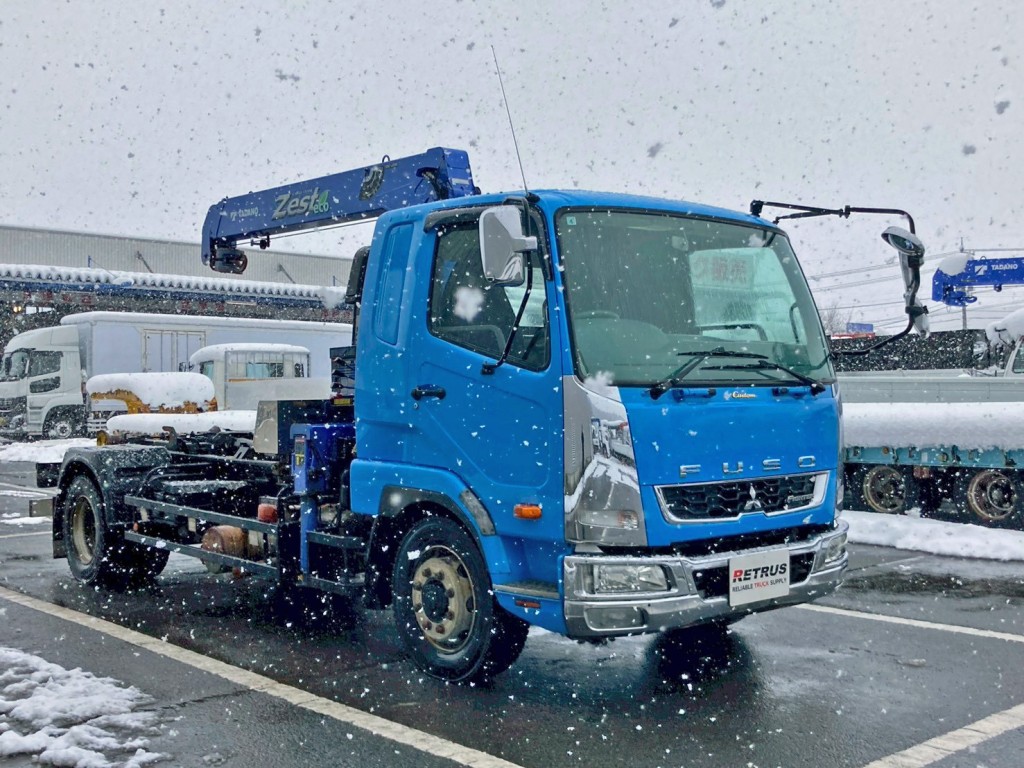 フロント周り、メッキパーツで飾っています。|三菱 ファイター TKG-FK62FYの写真3