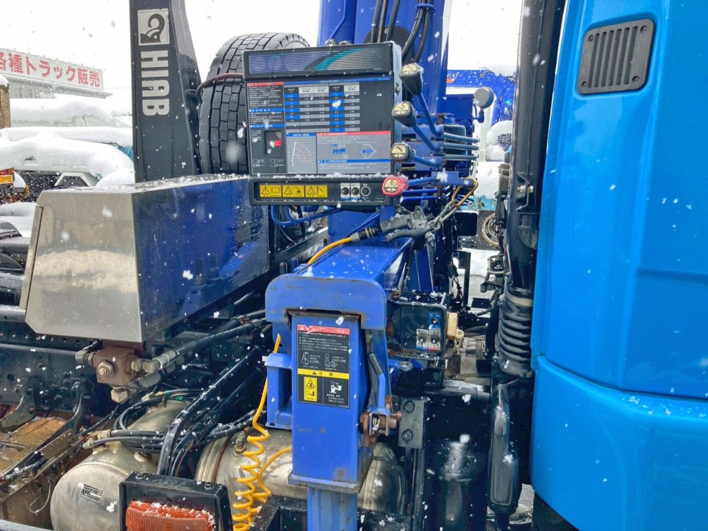 クレーンの操作レバーです。|三菱 ファイター TKG-FK62FYの写真11