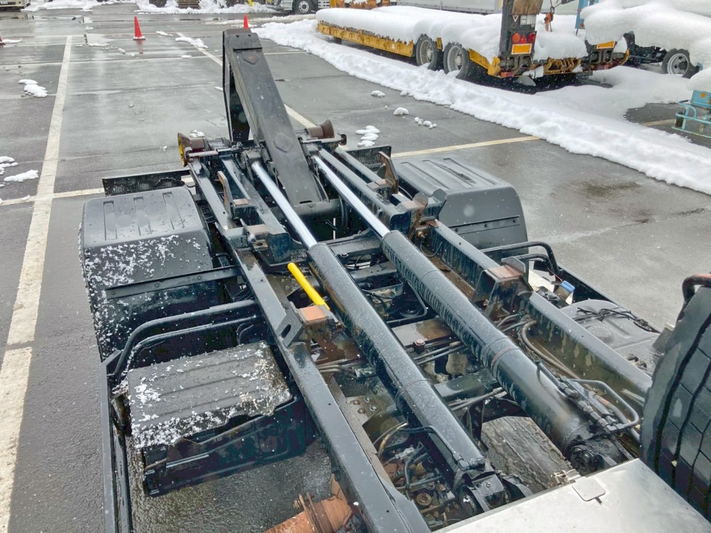 ツインシリンダーです。|三菱 ファイター TKG-FK62FYの写真16