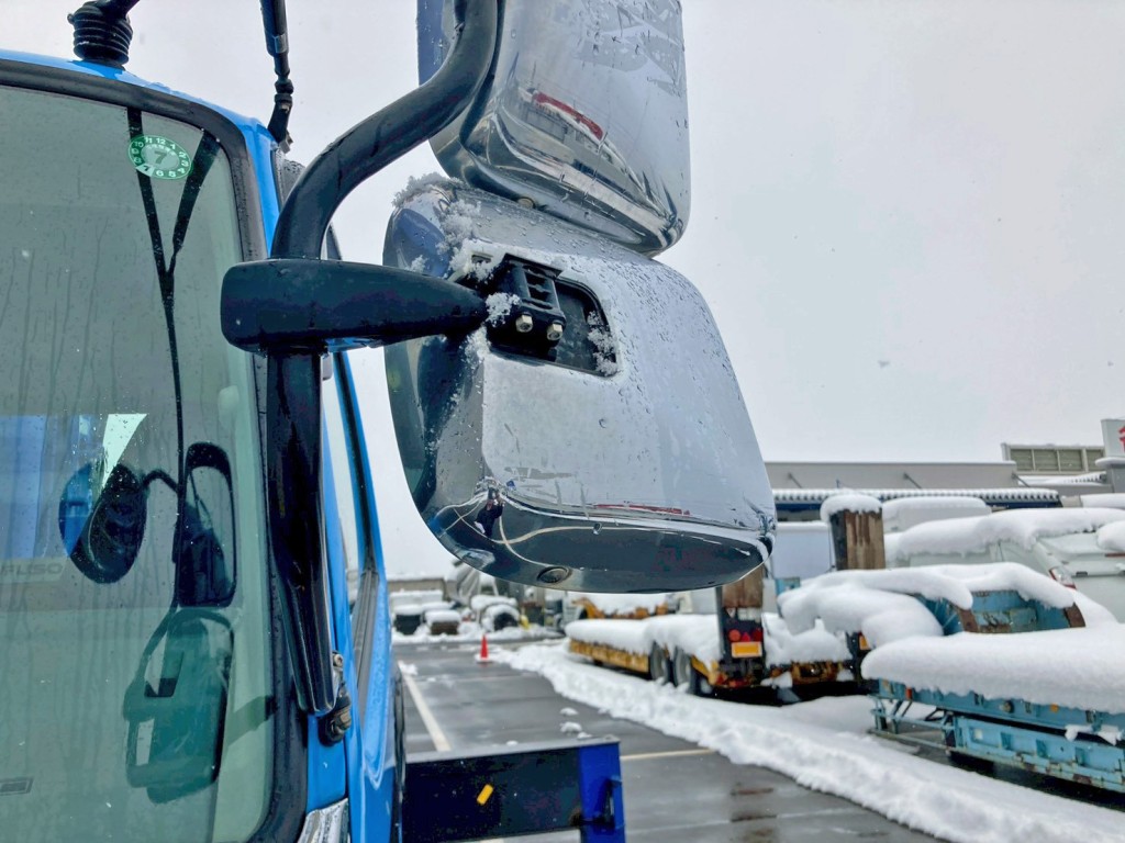 助手席側補助ミラー取付部カバー欠品しています。|三菱 ファイター TKG-FK62FYの写真29