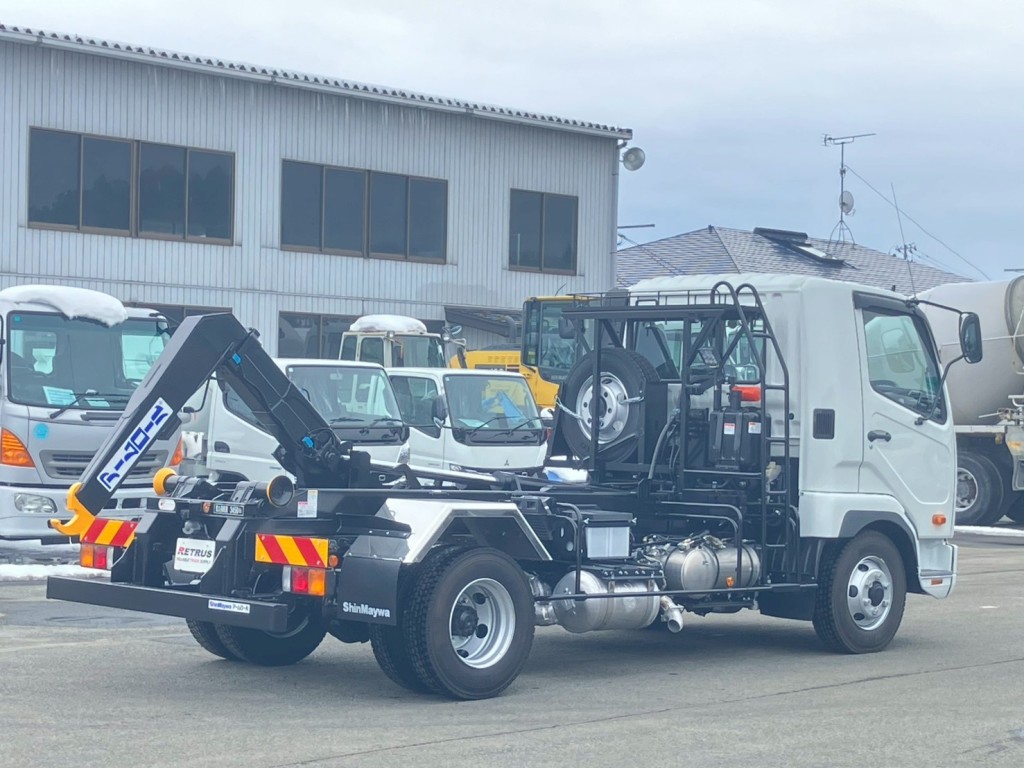 三菱 ファイター 2KG-FK72F(2WD)の写真4