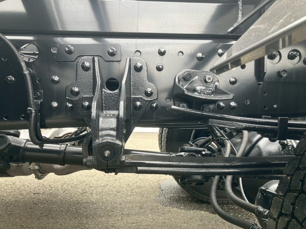 リーフサスです。|三菱 ファイター 2KG-FK72F(2WD)の写真5