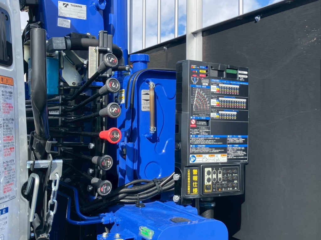 三菱 ファイター 2KG-FK62FZの写真14