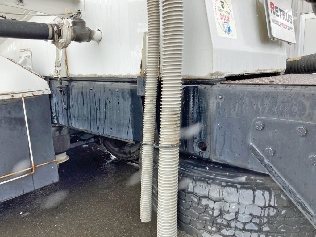 シャーシの状態です。|いすゞ ギガ KL-CYL23Q4の写真6