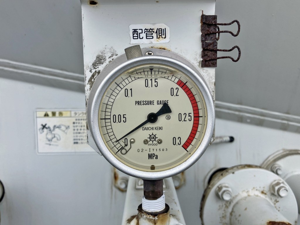 配管圧力計が0になりません。|いすゞ ギガ KL-CYL23Q4の写真22