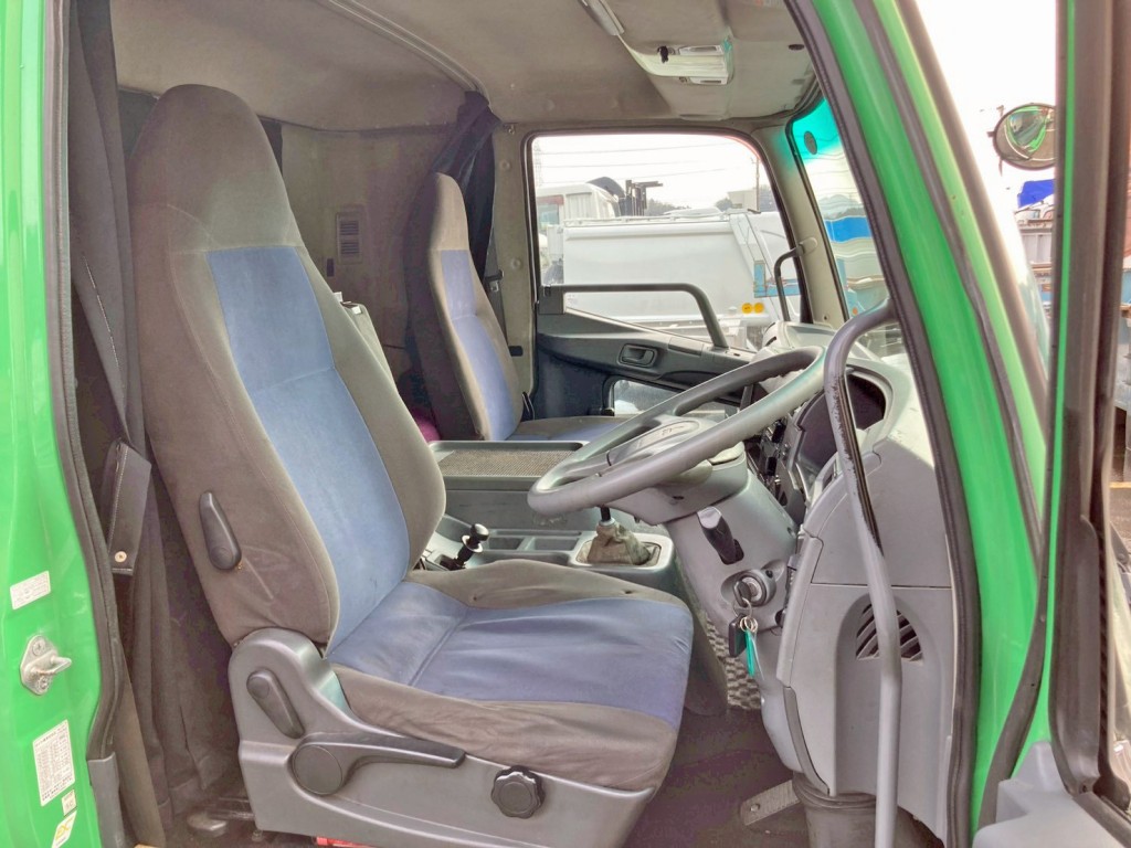 三菱 ファイター QKG-FK62FZの写真7