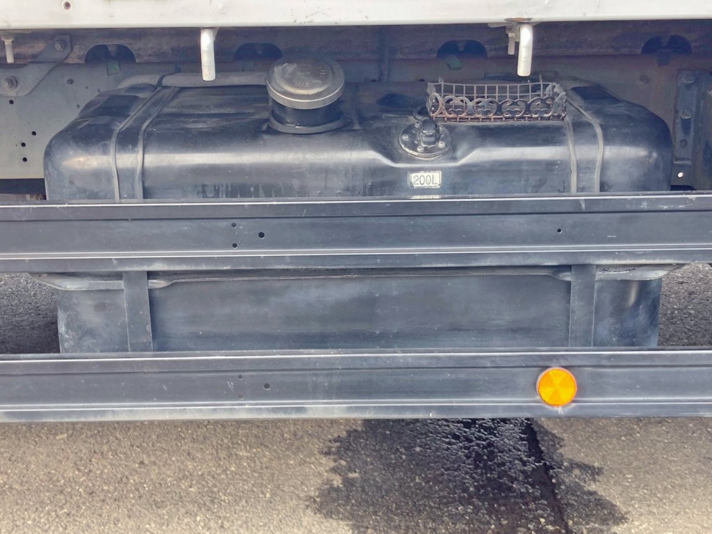 燃料タンクは200Lです。|三菱 ファイター QKG-FK62FZの写真38