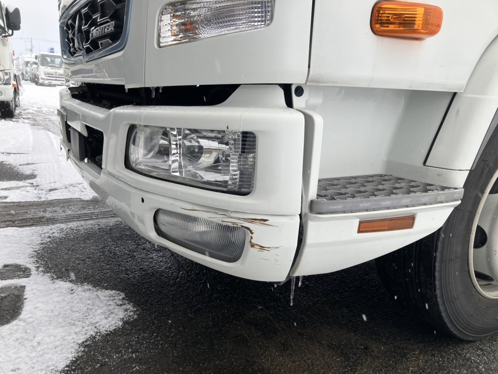 三菱 ファイター 2KG-FK62FYの写真9