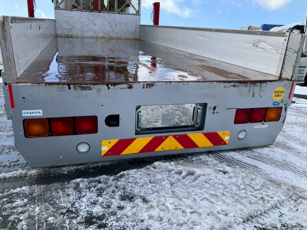 化粧板にキズ・サビ・ヘコミがあります。|三菱 ファイター 2KG-FK62FYの写真15