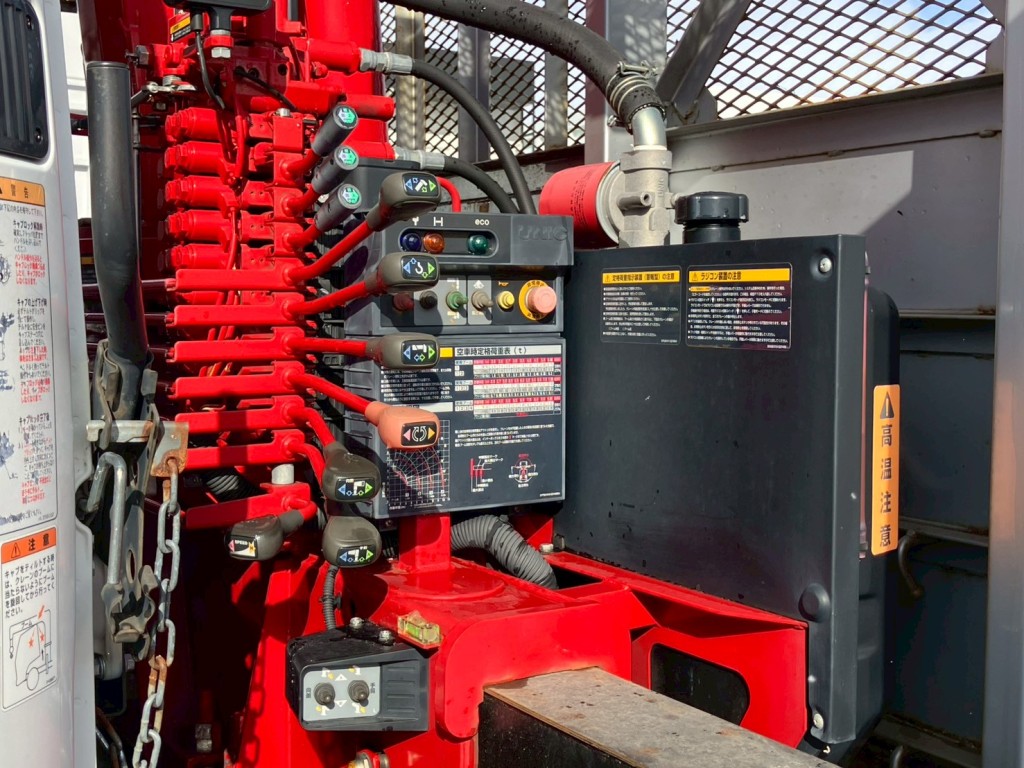 三菱 ファイター 2KG-FK62FYの写真18