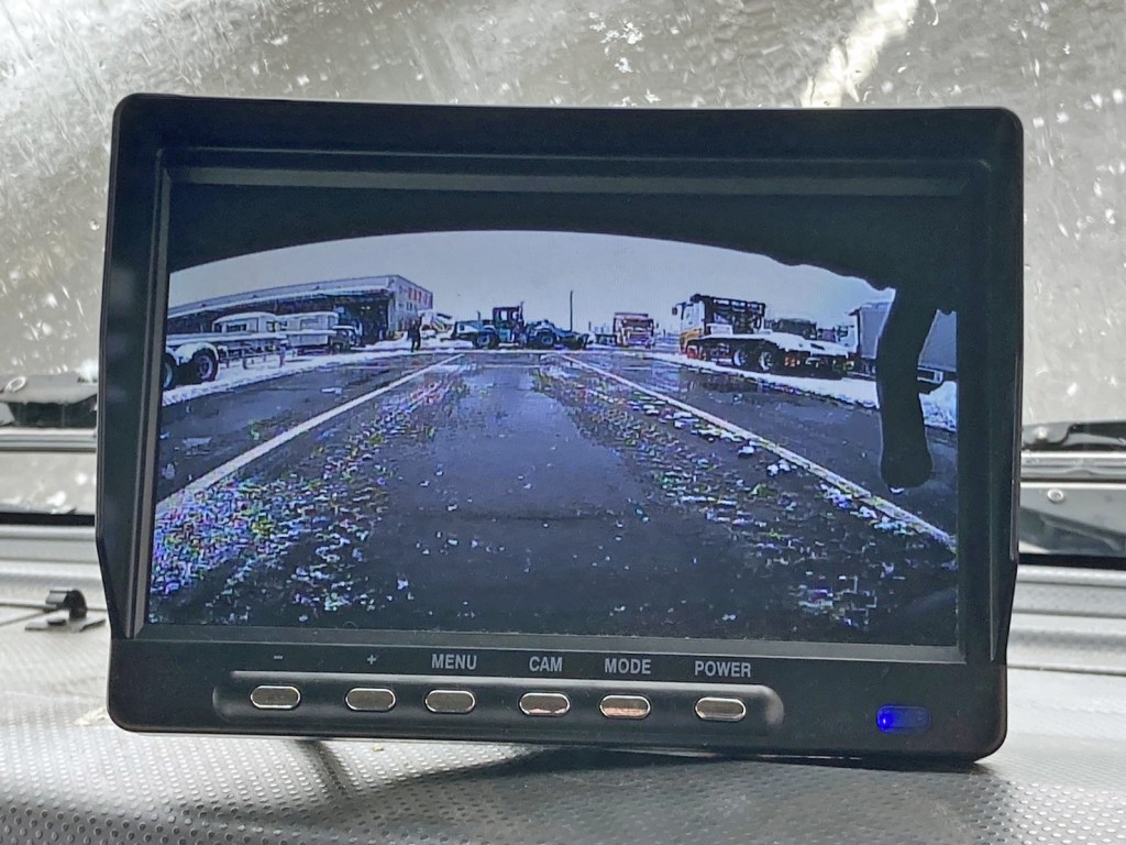 液晶バックモニター付きです。|いすゞ フォワード LKG-FVZ34U2の写真29