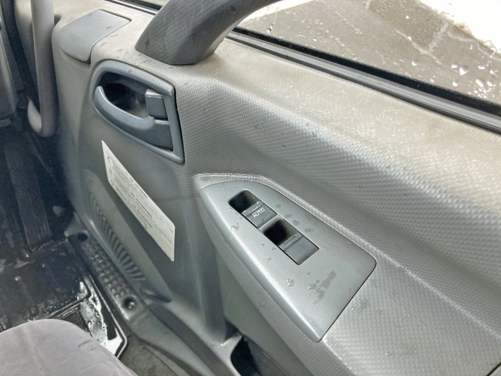 運転席側パワーウインドウ作動不良です。|いすゞ フォワード LKG-FVZ34U2の写真31