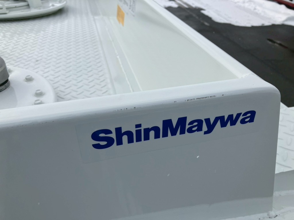 タンク上部にキズがありあす。|三菱 キャンター 2RG-FGA50(4WD)の写真30