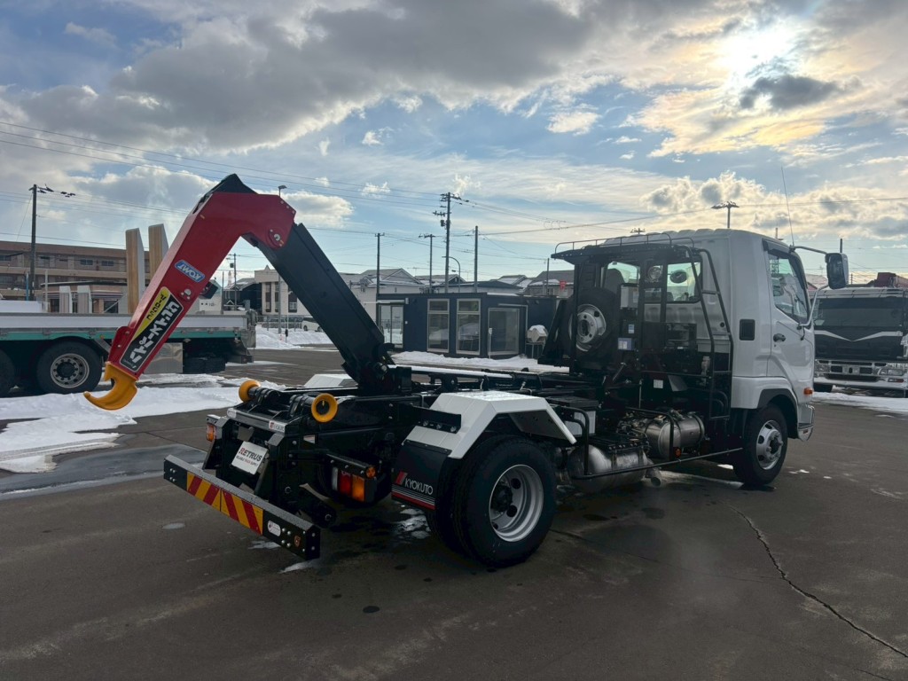 三菱 ファイター 2KG-FK72F(2WD)の写真4