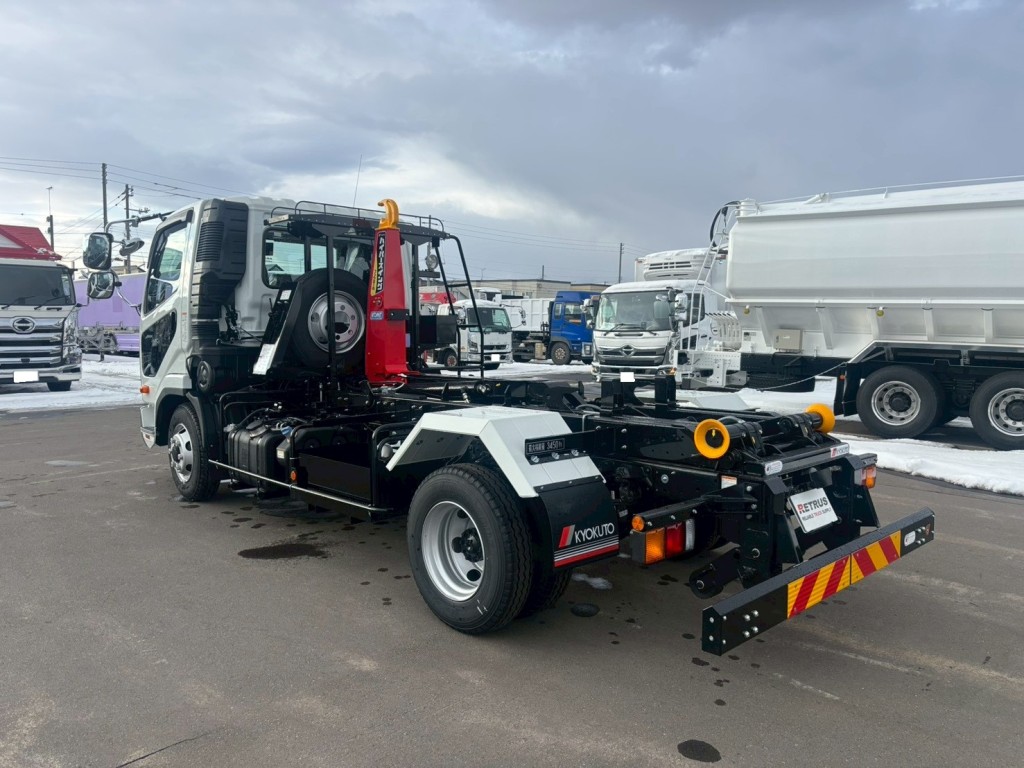 三菱 ファイター 2KG-FK72F(2WD)の写真3