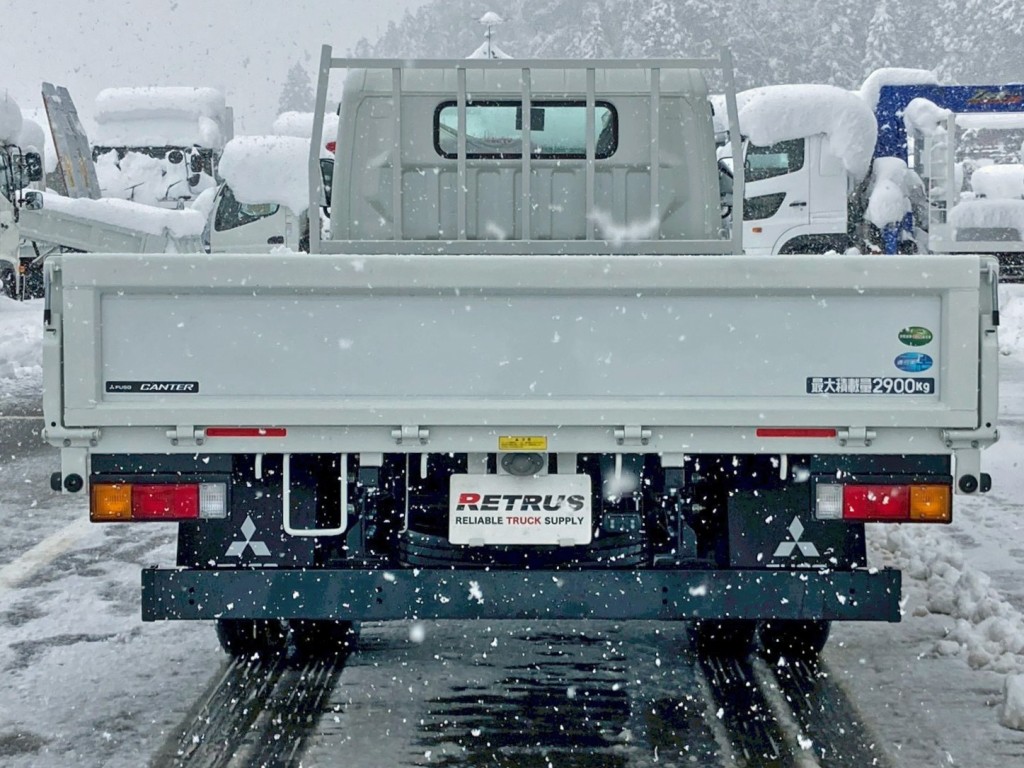 リヤ周りの状態です。|三菱 キャンター 2RG-FEB50(2WD)の写真10