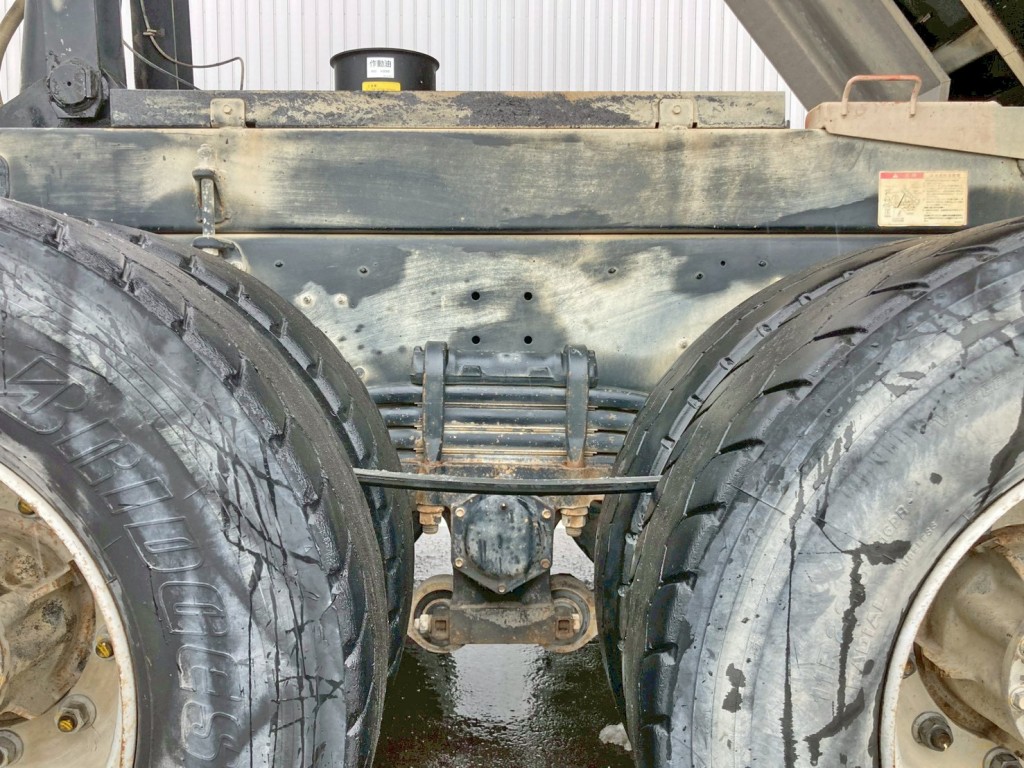 リーフサスです。|UDトラックス クオン QKG-CW5XLの写真5