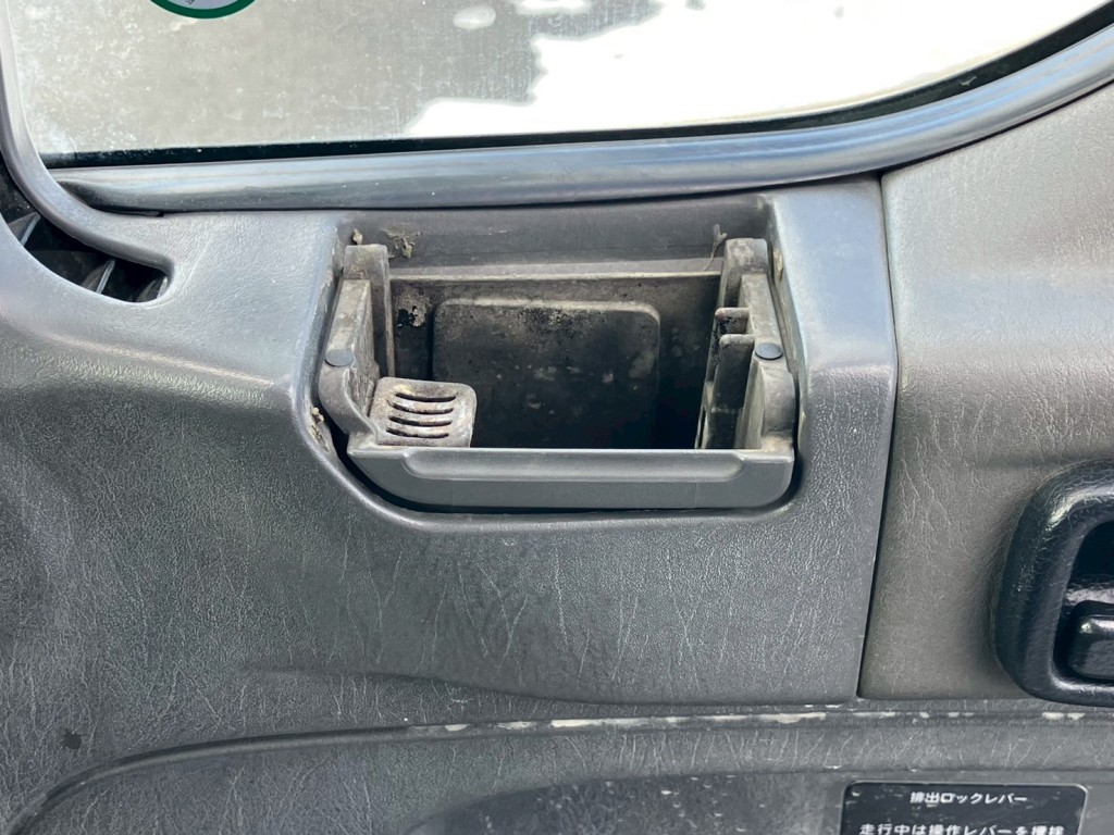 いすゞ ギガ QKG-CXZ77ATの写真10