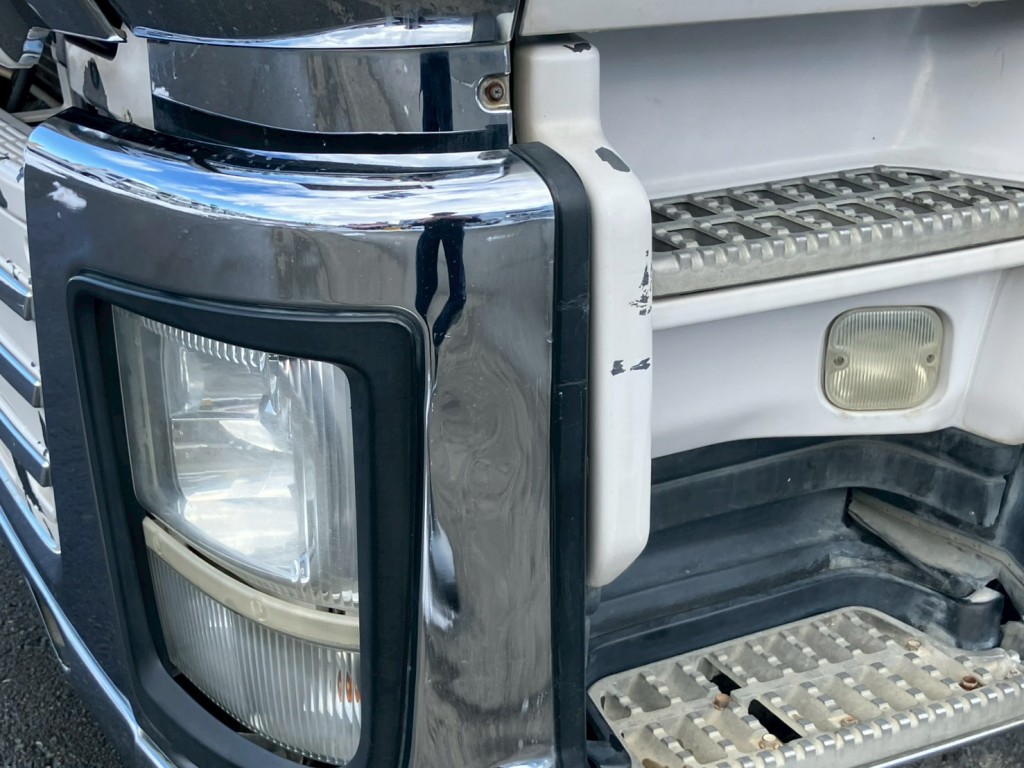 いすゞ ギガ QKG-CXZ77ATの写真29