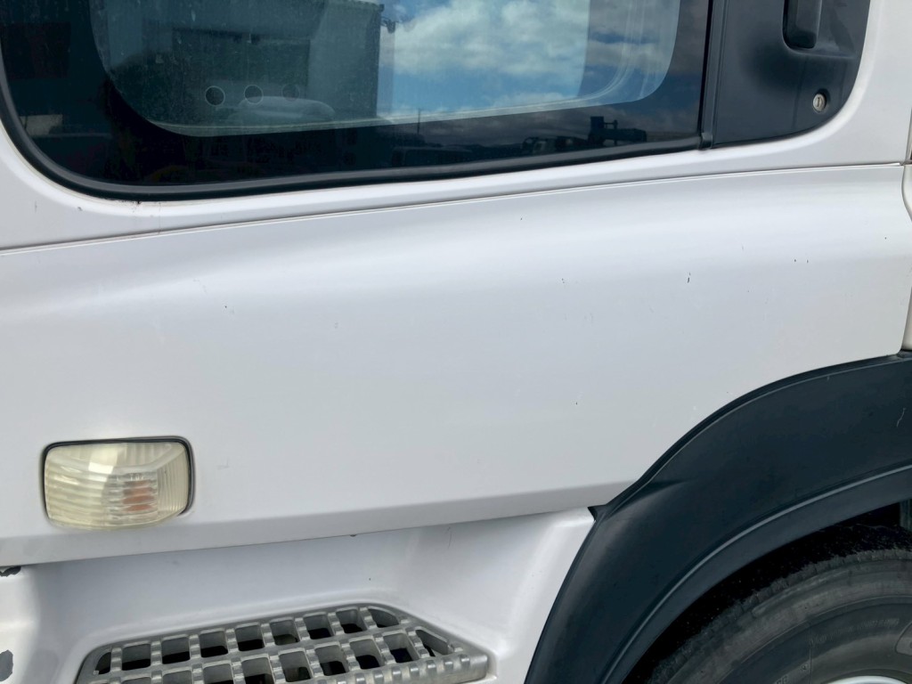 いすゞ ギガ QKG-CXZ77ATの写真31