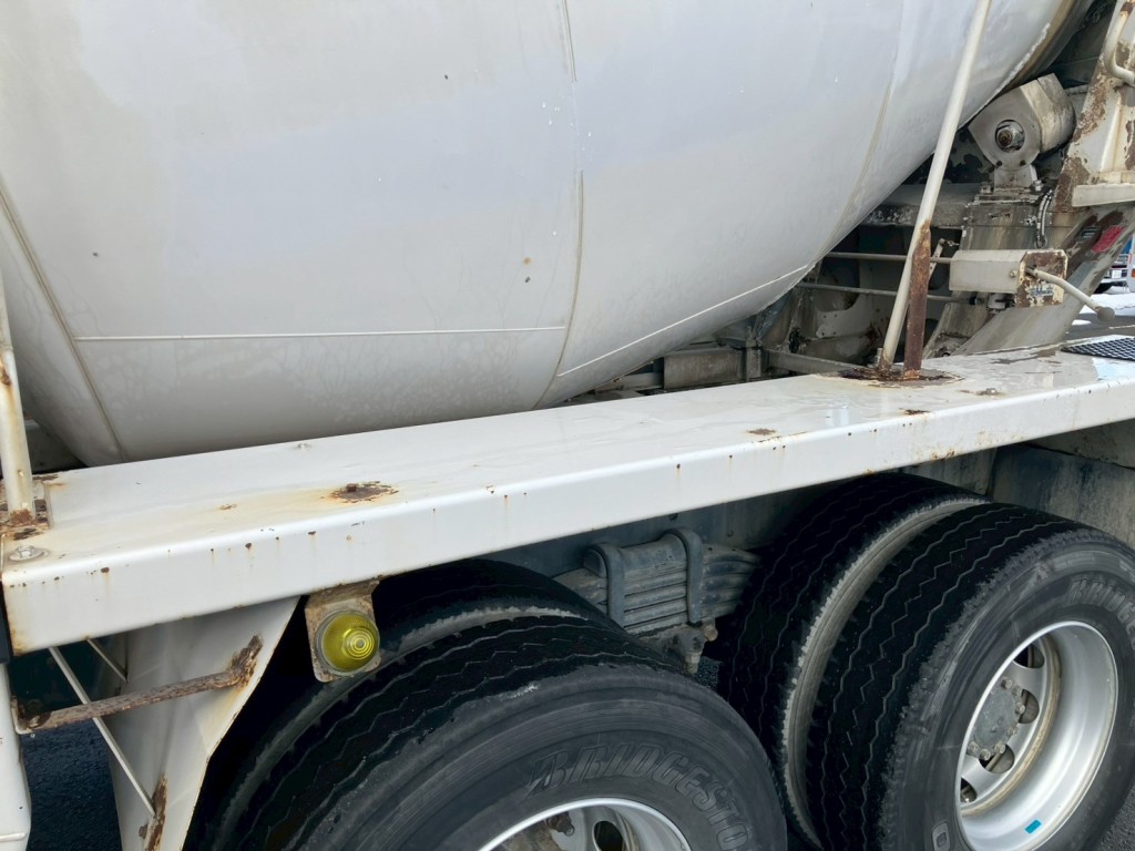 いすゞ ギガ QKG-CXZ77ATの写真34