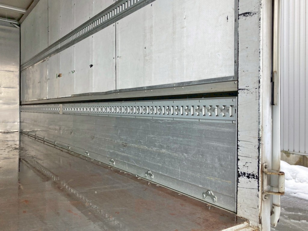 運転席側アオリ・羽根の所々にキズがあります。|三菱 ファイター TKG-FK61F(2WD)の写真14