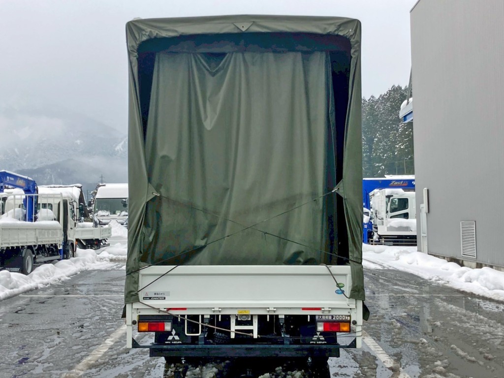 リヤ周りの状態です。|三菱 キャンター 2RG-FEB50(2WD)の写真8