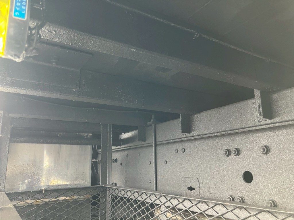 シャーシとネタの状態です。|三菱 スーパーグレート 2PG-FV70HZの写真6