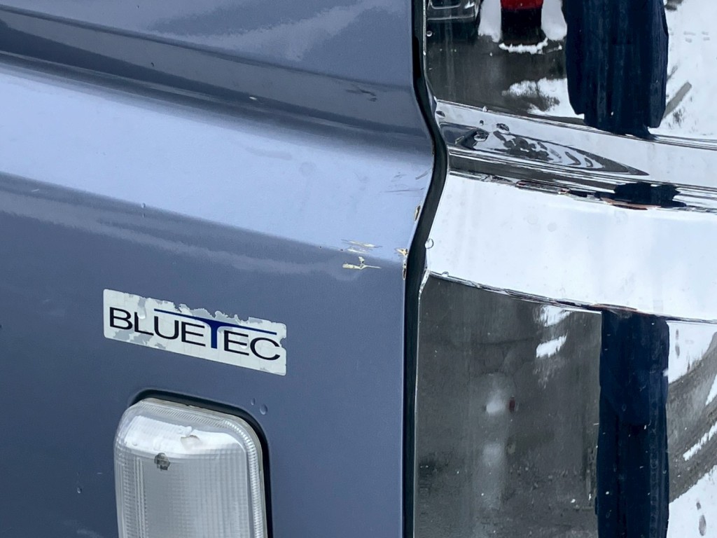 運転席側ドアにキズ・ヘコミがあります。|三菱 スーパーグレート 2PG-FV70HZの写真37